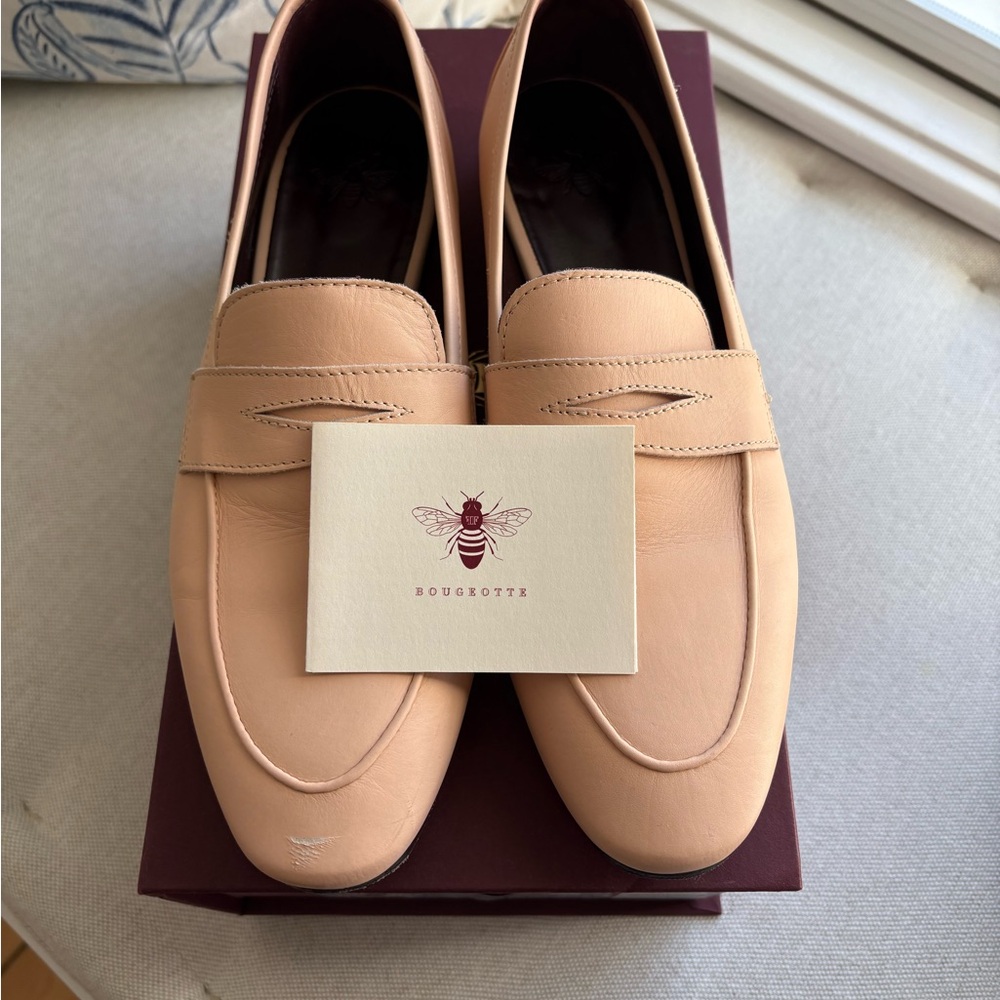 Bougeotte’s Womens Loafers